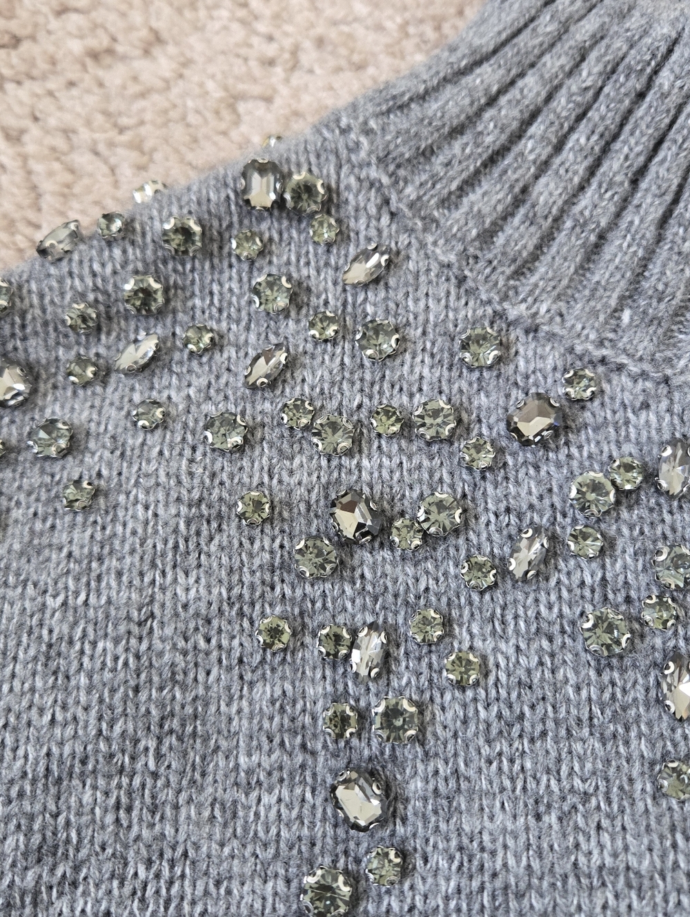Zara Womens Rhinestones Embellished Knit Cropped Sweater Medium Wool Blend Gray - Picture 13 of 16